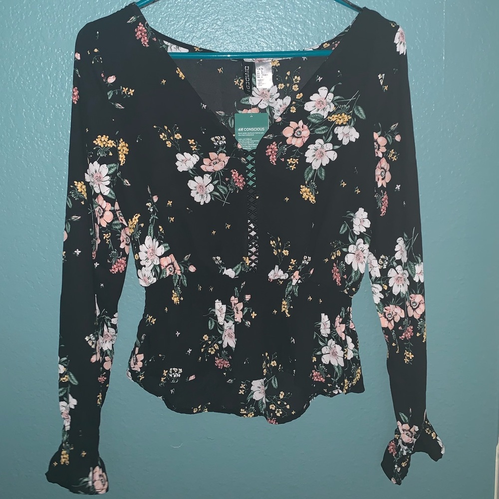 H&M DIVIDED Black Floral Blouse